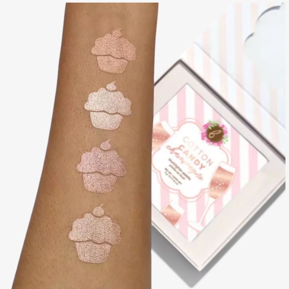 Beauty Bakerie - Cotton Candy Champagne Blushlighter Palette
